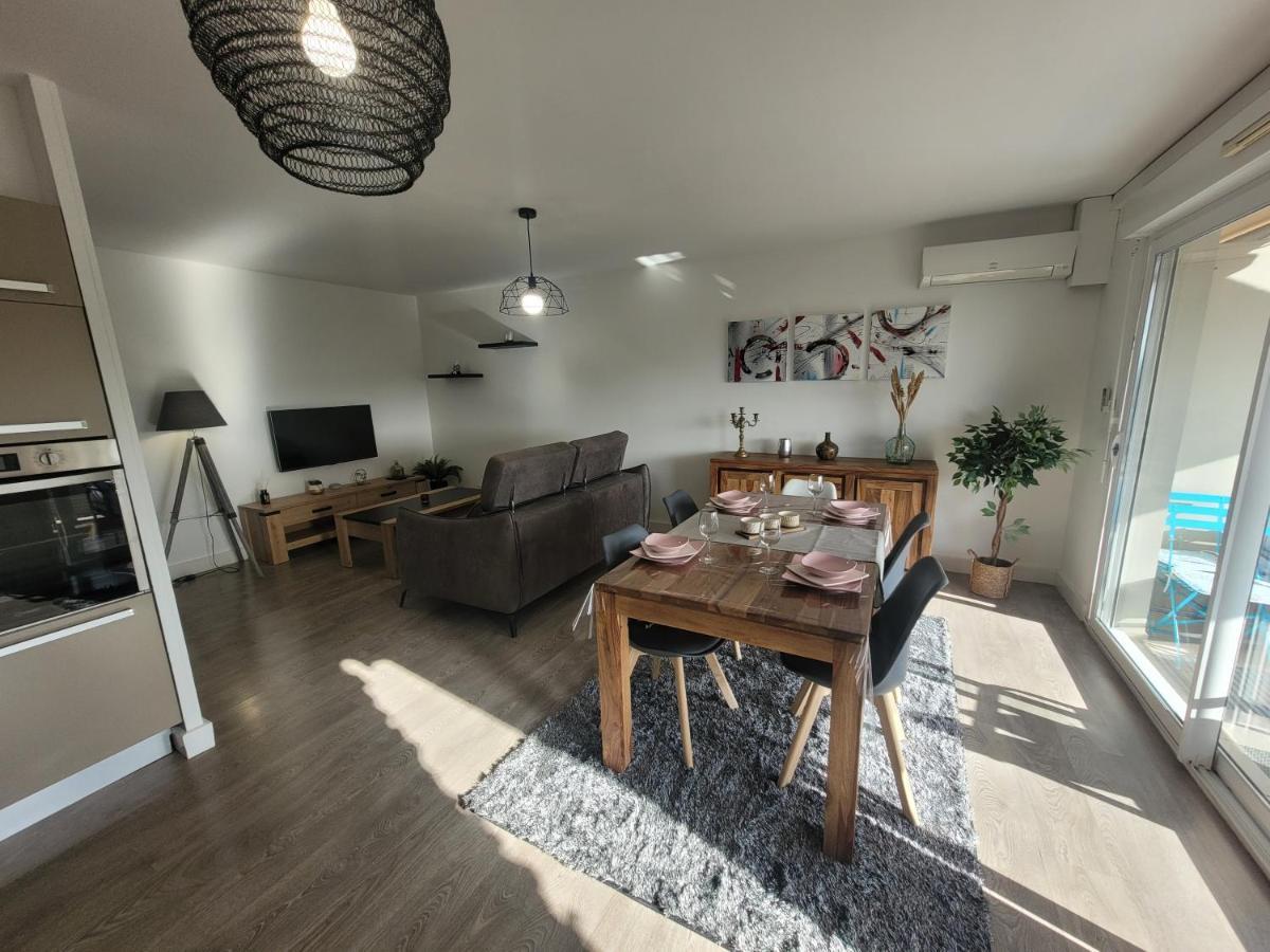 Le Palmier D'Azur - Frejus Cais - Wi-Fi Apartment Bagian luar foto